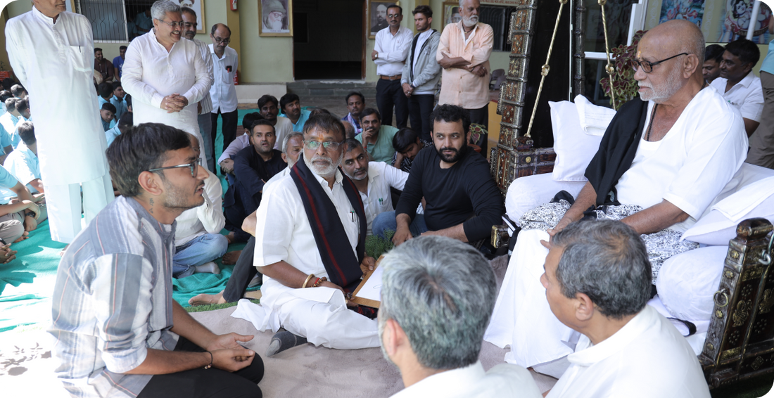Pujya Morari Bapu